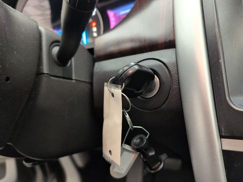 Used 2013 Ford Edge Limited image 42