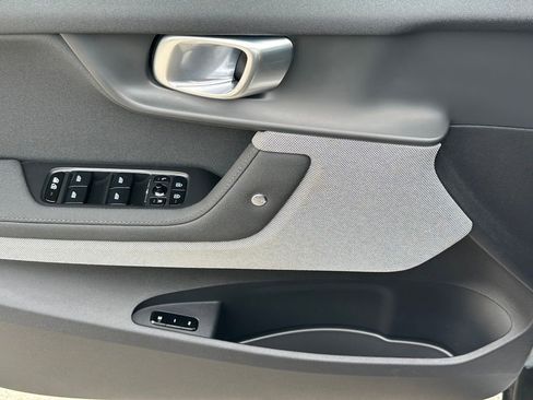 Used 2022 Polestar Polestar 2 w/ Performance Package AWD/4WD image 20