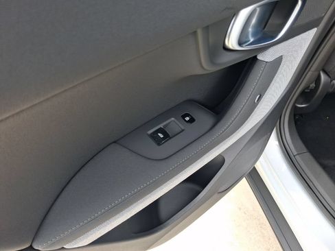Used 2023 Polestar Polestar 2 FWD image 11