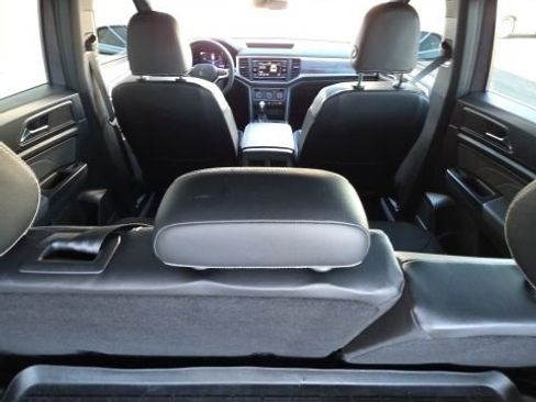 Used 2022 Volkswagen Atlas Cross Sport SE image 15