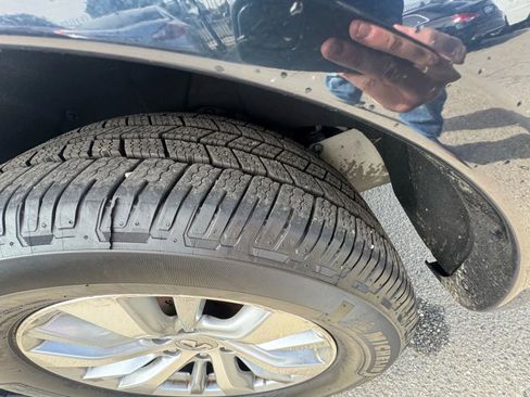 Used 2017 INFINITI QX80 4WD w/ Driver Assistance Package image 14