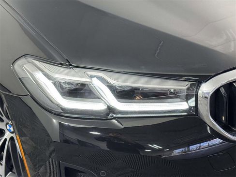 Used 2023 BMW 530i xDrive w/ Premium Package image 15