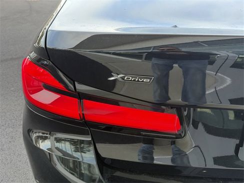 Certified 2023 BMW 530i xDrive w/ Convenience Package image 38