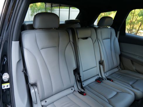 Used 2019 Audi Q7 2.0T Premium w/ Convenience Package image 41