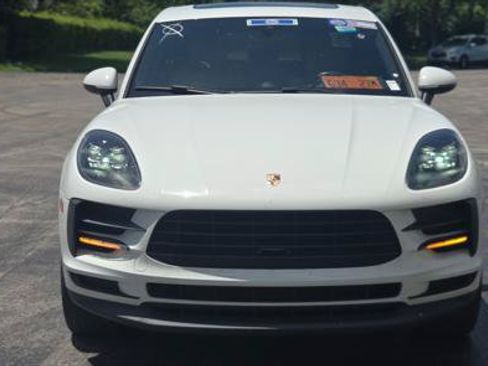Used 2019 Porsche Macan w/ Premium Package Plus AWD/4WD image 11