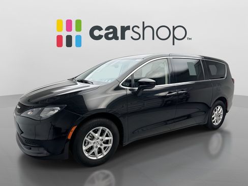 Used 2023 Chrysler Voyager LX FWD image 1