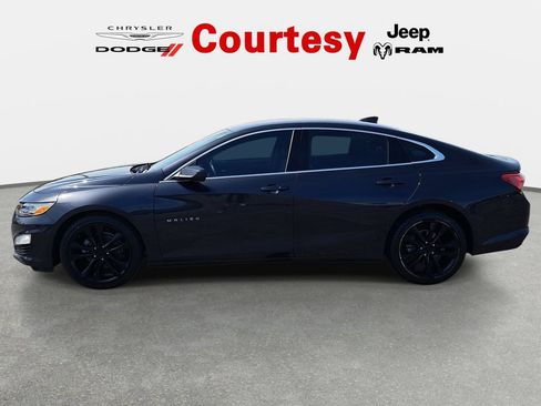 Used 2023 Chevrolet Malibu LT w/ Driver Confidence Package FWD image 5