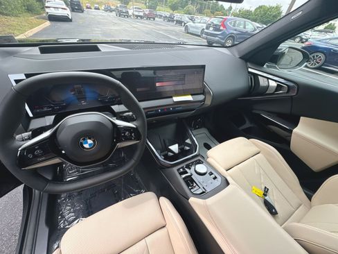 New 2026 BMW X3 xDrive30i w/ Premium Package AWD/4WD image 12