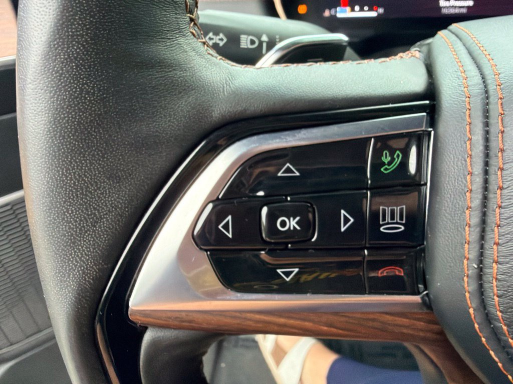 Used 2024 Jeep Grand Cherokee Summit w/ High Altitude Package AWD/4WD image 19