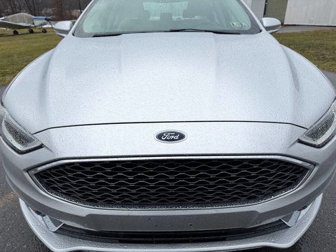 Used 2017 Ford Fusion Platinum image 3