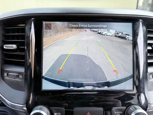 Used 2024 RAM 1500 Laramie image 18