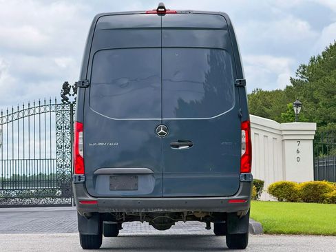 Used 2019 Mercedes-Benz Sprinter 170 image 10
