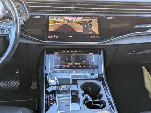 Used 2021 Audi Q8 Premium w/ Convenience Package image 15