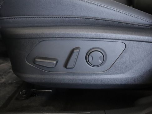 Used 2026 Kia Sportage EX image 11