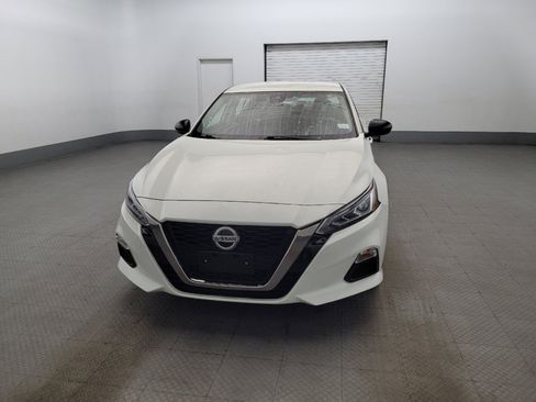 Used 2022 Nissan Altima 2.5 SR AWD/4WD image 15