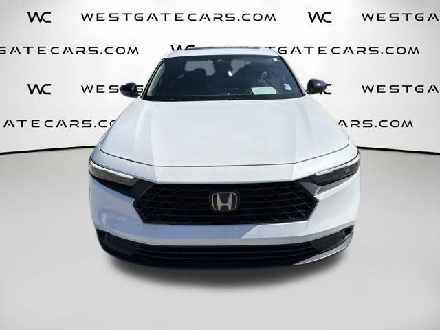 Used 2024 Honda Accord Sport image 2