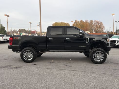 Used 2021 Ford F250 Platinum image 5