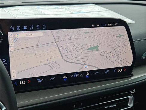 New 2026 Chevrolet Traverse LT image 14