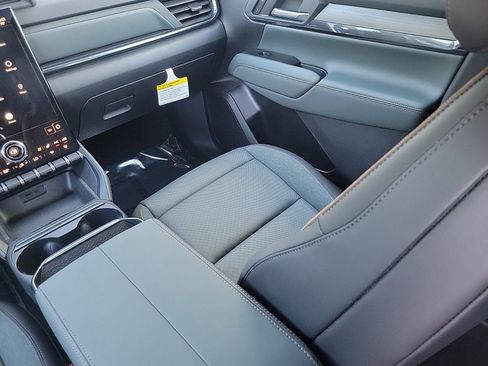 New 2026 GMC Terrain AT4 w/ Convenience Package III image 12