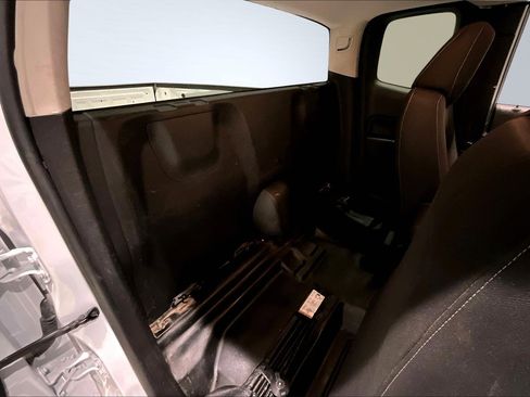 Used 2022 Chevrolet Colorado LT w/ Fleet Safety Package image 25