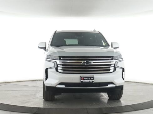 Used 2024 Chevrolet Tahoe High Country AWD/4WD image 12