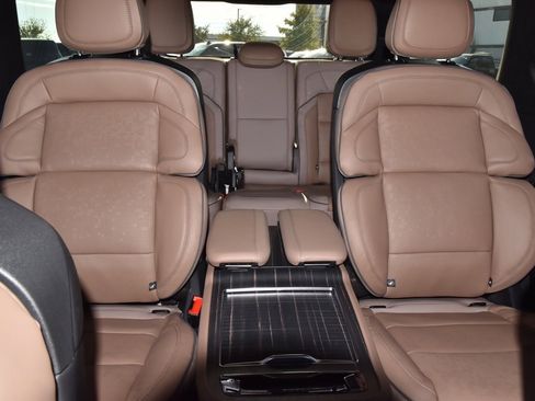 New 2025 Lincoln Navigator L Black Label image 23