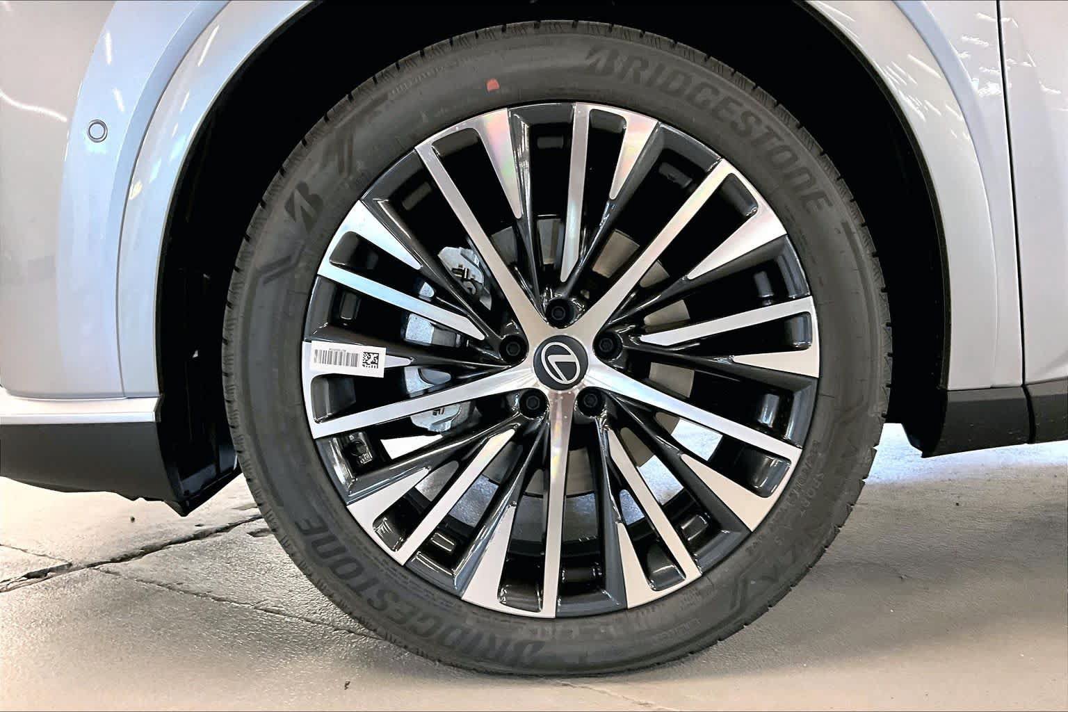 New 2026 Lexus RX 350 Premium Plus AWD/4WD image 12