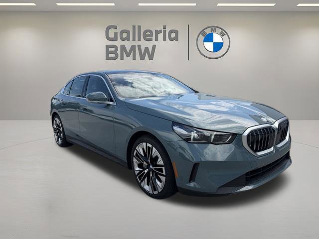 Used 2026 BMW 540i xDrive AWD/4WD image 5