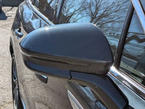 Certified 2022 Lincoln Nautilus Reserve image 12