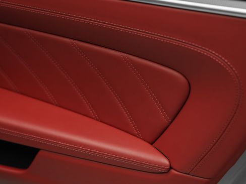 Used 2023 Porsche 911 Turbo image 37