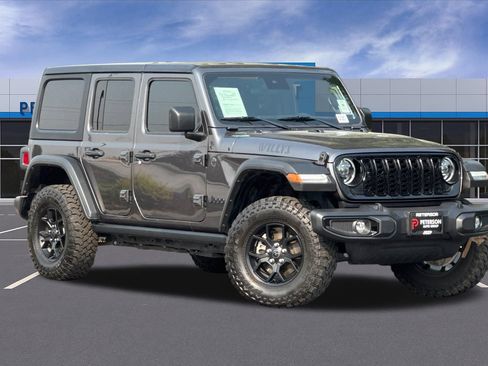 Used 2024 Jeep Wrangler Unlimited Sport AWD/4WD image 2