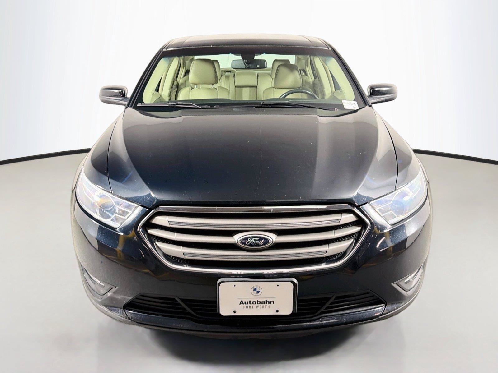 Used 2014 Ford Taurus SEL w/ Equipment Group 201A FWD image 2