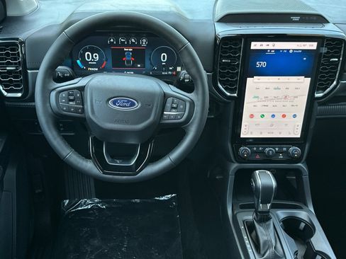 New 2026 Ford Ranger Lariat w/ Black Appearance Package AWD/4WD image 13
