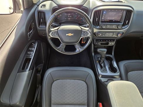 Used 2020 Chevrolet Colorado Z71 image 11