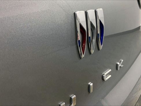 Used 2024 Buick Encore GX Avenir w/ Avenir Technology Package image 30