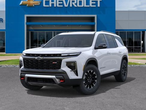 New 2026 Chevrolet Traverse Z71 w/ Driver Confidence Package AWD/4WD image 6