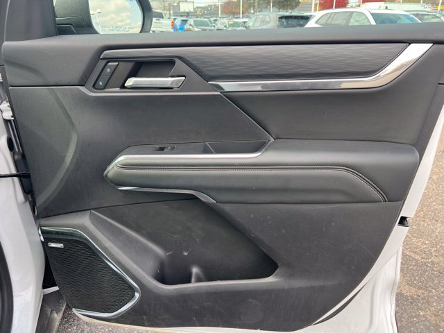 Used 2024 GMC Acadia Elevation w/ LPO, Floor Liner Package FWD image 10