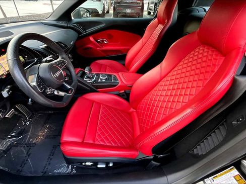 Certified 2023 Audi R8 V10 performance image 13