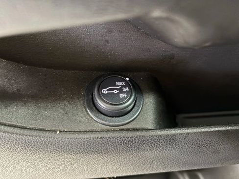 Used 2014 Cadillac SRX Premium image 31