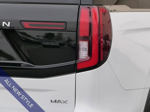 Used 2025 Ford Expedition Max Platinum AWD/4WD image 5