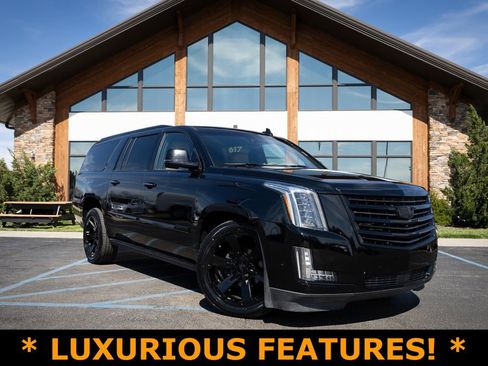 Used 2020 Cadillac Escalade ESV Platinum AWD/4WD image 1