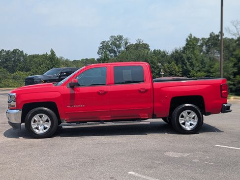 Used 2018 Chevrolet Silverado 1500 LT w/ LT Convenience Package RWD image 6