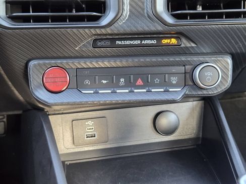 Used 2024 Ford Mustang Convertible RWD image 18