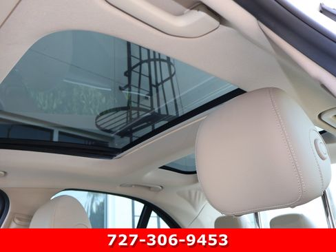 Used 2016 Mercedes-Benz C 300 4MATIC Sedan image 4