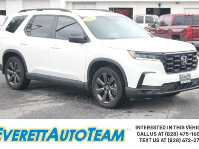 Used 2025 Honda Pilot Sport