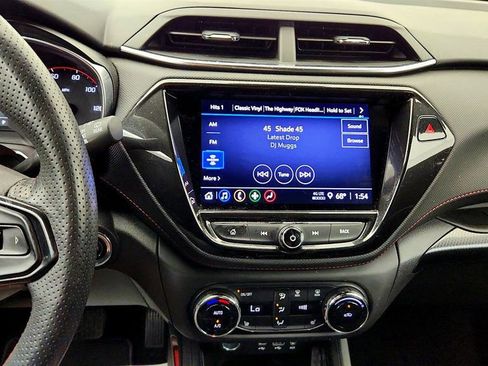 Used 2023 Chevrolet TrailBlazer RS w/ Sun and Liftgate Package FWD image 20