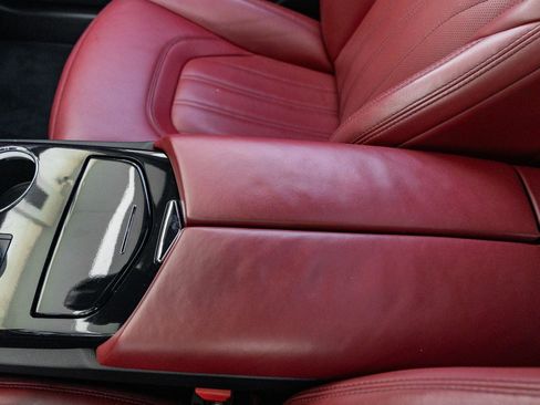 Used 2022 Maserati Quattroporte GT image 48