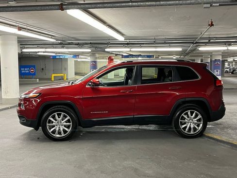 Used 2014 Jeep Cherokee Limited w/ Luxury Group image 31