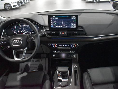 Used 2025 Audi Q5 2.0T Premium Plus w/ Premium Plus Package AWD/4WD image 25