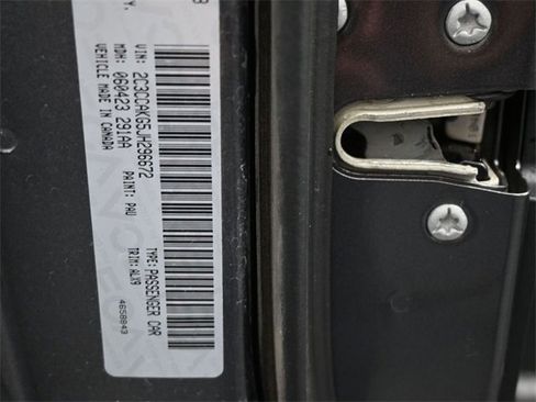 Used 2018 Chrysler 300 Limited w/ Safetytec Plus Group image 18